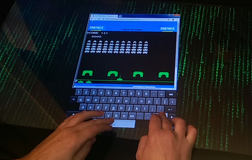 touch screen table 4